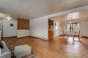 915 E Grant St, Appleton, WI 54911 - Photo 8