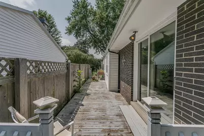 915 E Grant Street, Appleton, WI 54911 - Photo 40