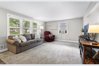 1368 Liberty Street, Green Bay, WI 54304 - Photo 6