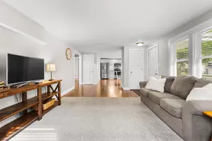 1368 Liberty St, Green Bay, WI 54304 - Photo 10