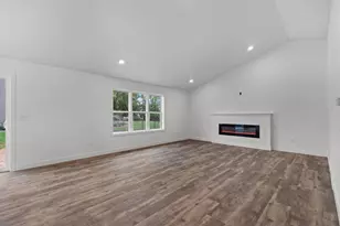 1005 Lotus Trail, Menasha, WI 54952 - Photo 14