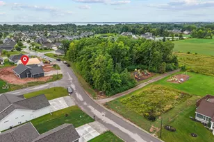1005 Lotus Trail, Menasha, WI 54952 - Photo 50