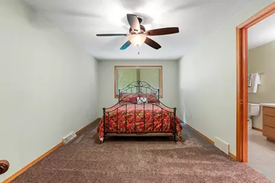 2043 Autumn Leaves Circle, Green Bay, WI 54313 - Photo 22