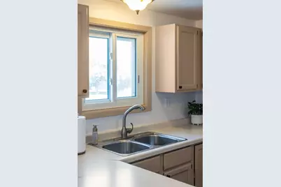 530 E Mitchell Avenue, Appleton, WI 54915 - Photo 12