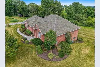 2864 Woodhaven Circle, De Pere, WI 54115 - Photo 6