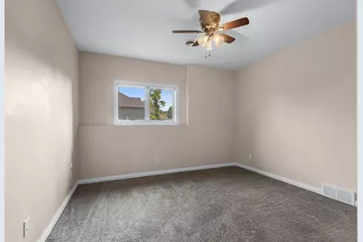 2864 Woodhaven Circle, De Pere, WI 54115 - Photo 68