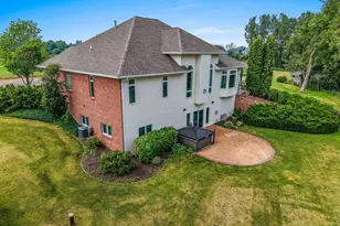 2864 Woodhaven Cir, De Pere, WI 54115 - Photo 12
