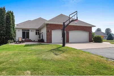 2864 Woodhaven Circle, De Pere, WI 54115 - Photo 10