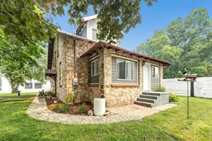 109 E Wisconsin St, Weyauwega, WI 54983 - Photo 40