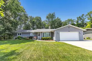 1155 Pinecrest Rd, Green Bay, WI 54313 - Photo 1
