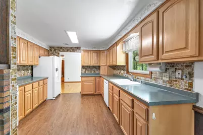 1155 Pinecrest Road, Green Bay, WI 54313 - Photo 14