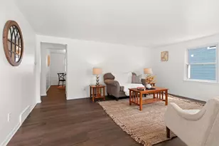 1135 Wirtz Ave, Green Bay, WI 54305 - Photo 6