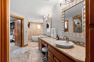3901 N Millwood Dr, Appleton, WI 54913 - Photo 38