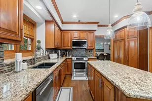 3901 N Millwood Dr, Appleton, WI 54913 - Photo 18