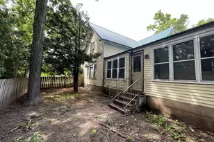 52 N Main St, Clintonville, WI 54929 - Photo 6