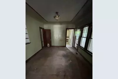 52 N Main Street, Clintonville, WI 54929 - Photo 10