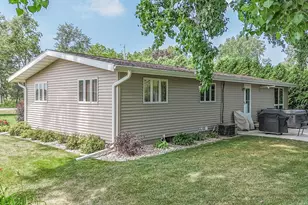 6752 Lee Harbor Ln, Oshkosh, WI 54902 - Photo 34