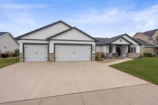 W5638 Hoelzel Way, Appleton, WI 54915 - Photo 46