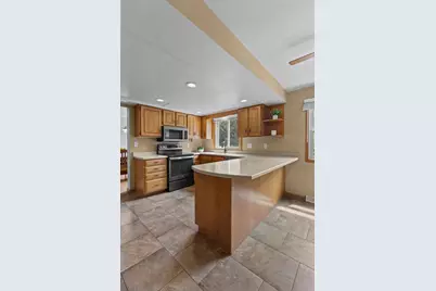 1330 N Briarcliff Drive, Appleton, WI 54915 - Photo 26