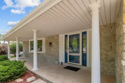 1330 N Briarcliff Drive, Appleton, WI 54915 - Photo 50
