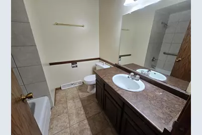614 W 1st Street, Shawano, WI 54166 - Photo 16