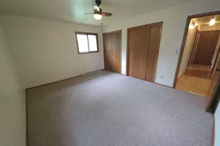 614 W 1st St, Shawano, WI 54166 - Photo 14