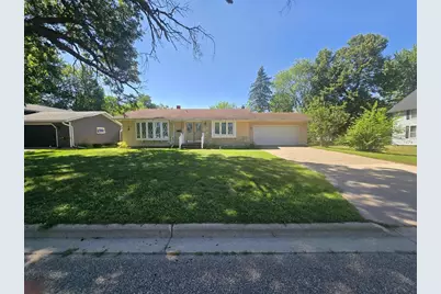 614 W 1st Street, Shawano, WI 54166 - Photo 6