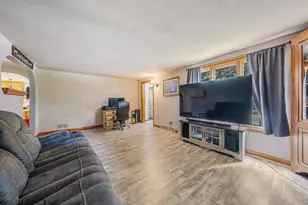 1517 Division St, New London, WI 54961 - Photo 16