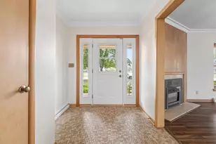 575 Ledgeview Blvd, Fond du Lac, WI 54935 - Photo 2