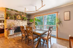 313 W Highland Dr, Oconto Falls, WI 54101 - Photo 6