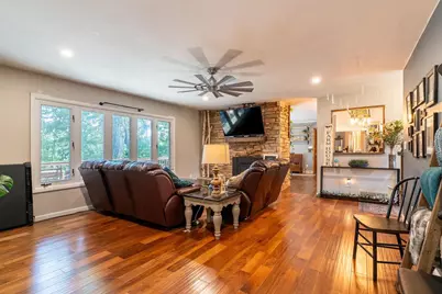 313 W Highland Drive, Oconto Falls, WI 54101 - Photo 8