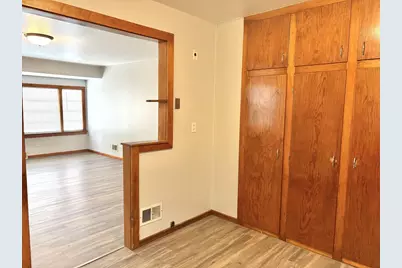 804 John Avenue, Oshkosh, WI 54901 - Photo 8