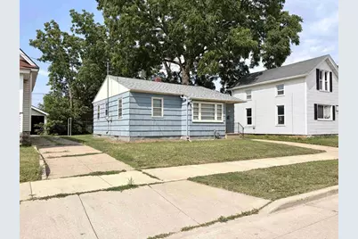 804 John Avenue, Oshkosh, WI 54901 - Photo 2