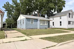 804 John Ave, Oshkosh, WI 54901 - Photo 2