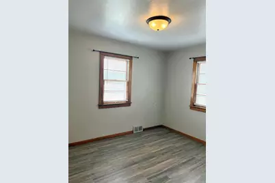 804 John Avenue, Oshkosh, WI 54901 - Photo 14