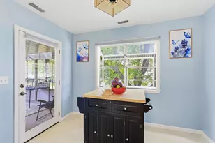 2366 Wisconsin St, Oshkosh, WI 54901 - Photo 6