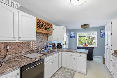 2366 Wisconsin Street, Oshkosh, WI 54901 - Photo 2