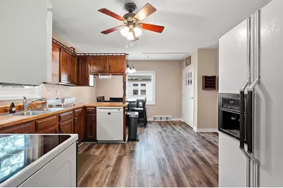 812 9th Street, Green Bay, WI 54304 - Photo 10
