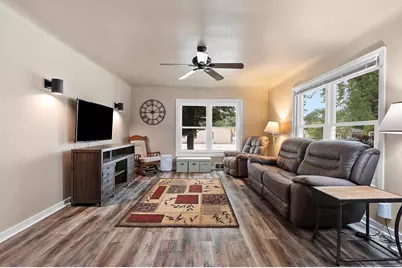 812 9th Street, Green Bay, WI 54304 - Photo 8