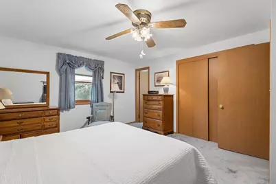 1300 N Bay Ridge Road, Appleton, WI 54915 - Photo 16