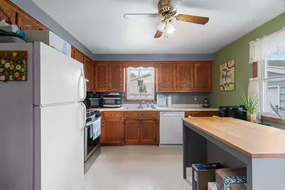 601 Memory Avenue, Green Bay, WI 54301 - Photo 8