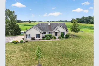 7265 County Rd D, Omro, WI 54963 - Photo 2