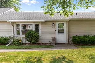 1439 Lilly St, Menasha, WI 54952 - Photo 4
