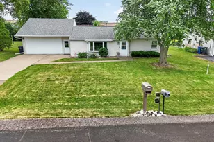 1439 Lilly St, Menasha, WI 54952 - Photo 34
