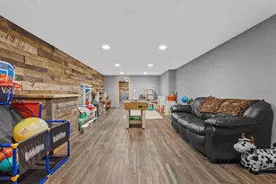 524 E Briar Ln, Green Bay, WI 54301 - Photo 44