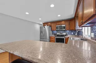 524 E Briar Ln, Green Bay, WI 54301 - Photo 24