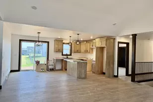 1360 Ben's Way, Kaukauna, WI 54130 - Photo 2
