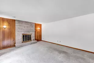 1245 Smith St, Green Bay, WI 54302 - Photo 4
