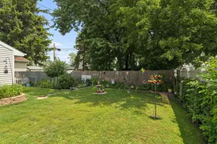 1320 N Harriman St, Appleton, WI 54911 - Photo 20