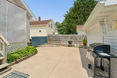 1320 N Harriman Street, Appleton, WI 54911 - Photo 24